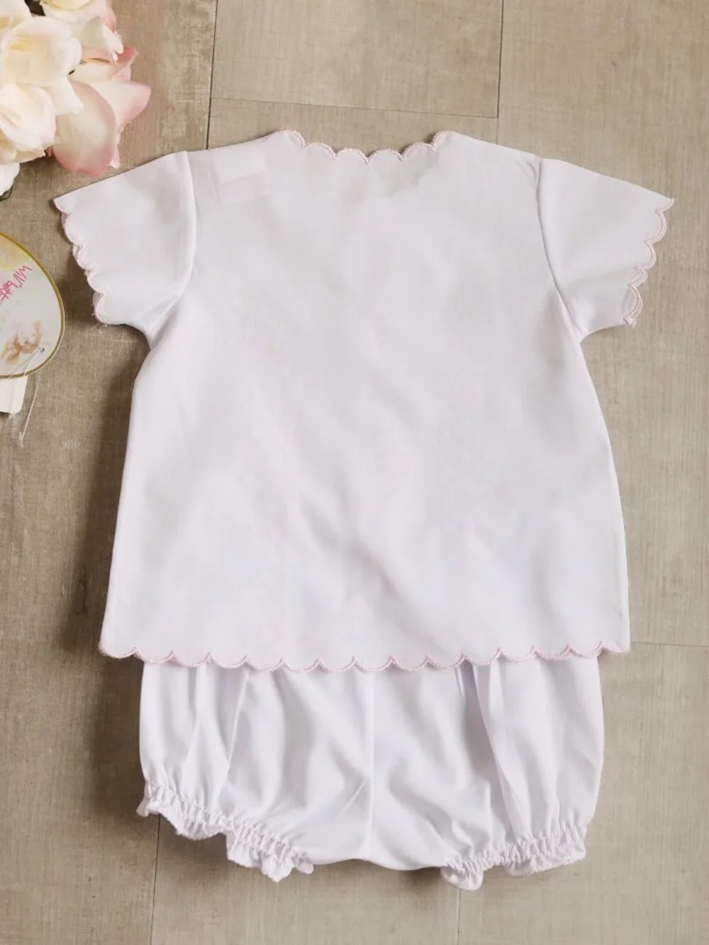 White Scalloped Heirloom Diaper Set Pink Embroidery 0-3 Months Boutique NWT